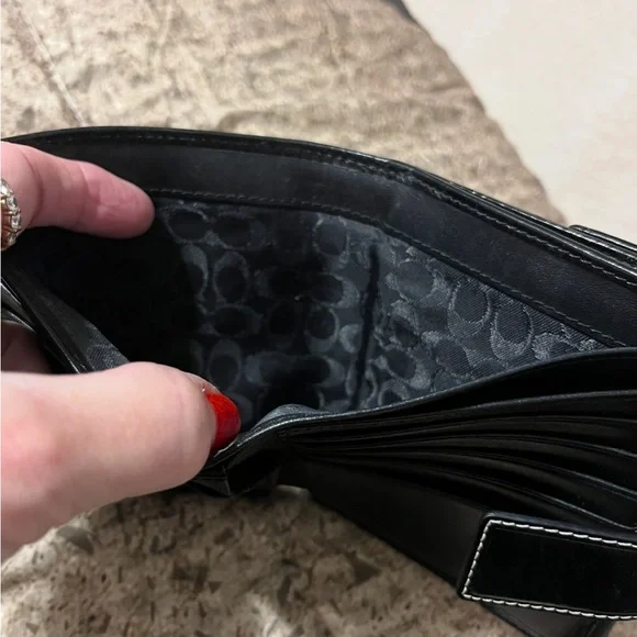 EUC VINTAGE LEATHER COACH WALLET 5x3 - Picture 7 of 12